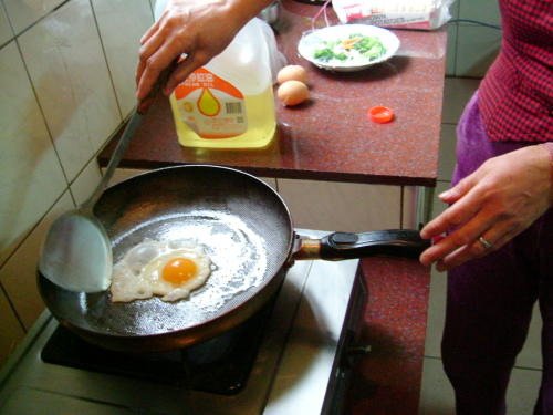 Frying an Egg