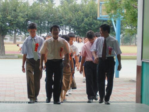 The 2007 Jhutang Elementary Graduation