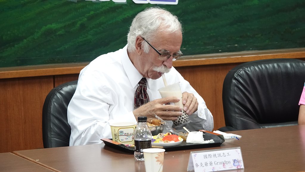 麥克爺爺品嚐彰化在地美食